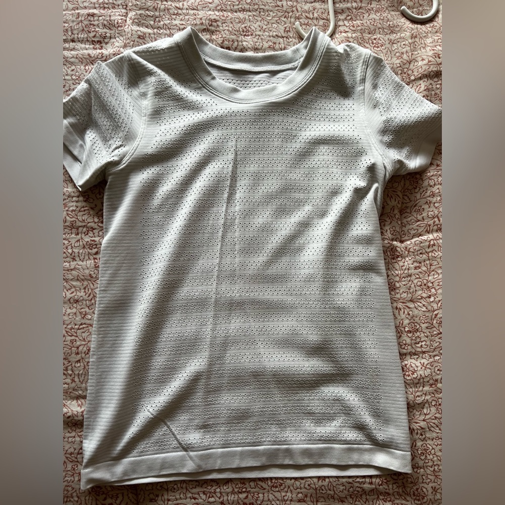 Lululemon top